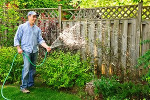 make garden hoses last longer