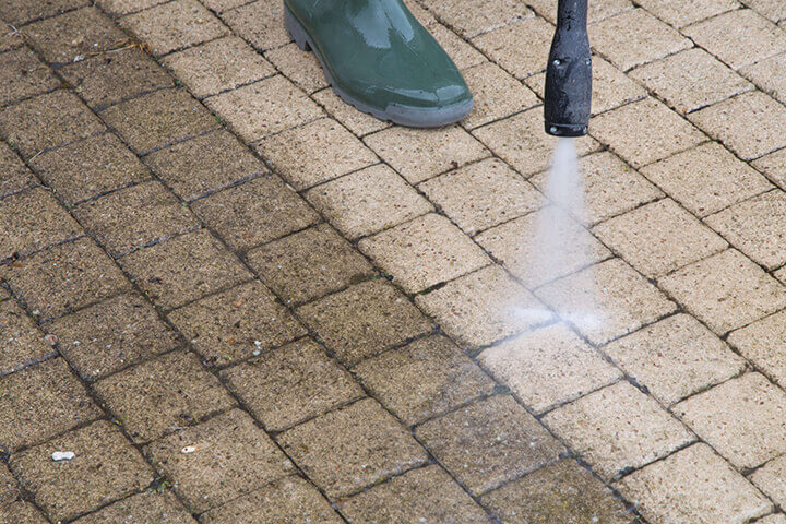 pressure washing brick pavers